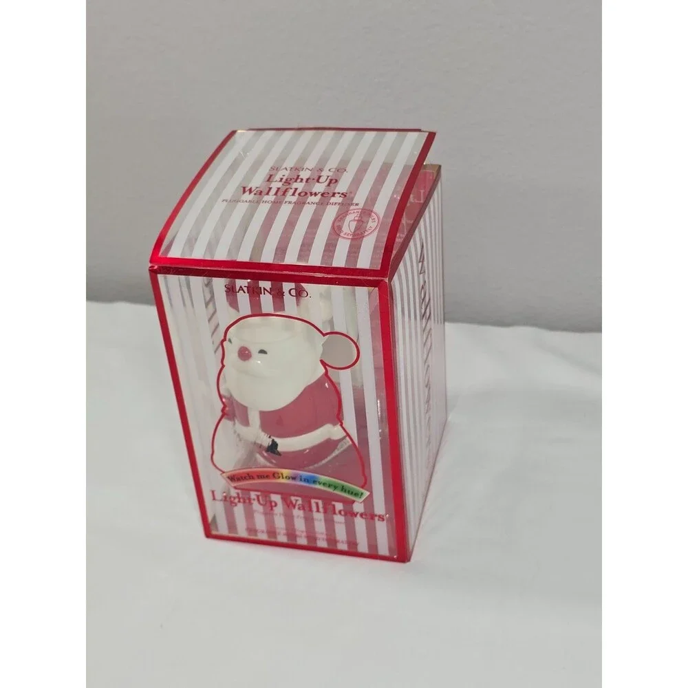 NEW Slatkin Co Light Up Santa Wallflower Bath And Body Home Fragrance Diffuser